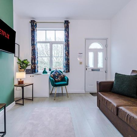 Stunning 3-Bed Home In Nantwich By 53 Degrees Property - Amazing Location, Ideal For Groups - Sleeps 6 Esterno foto