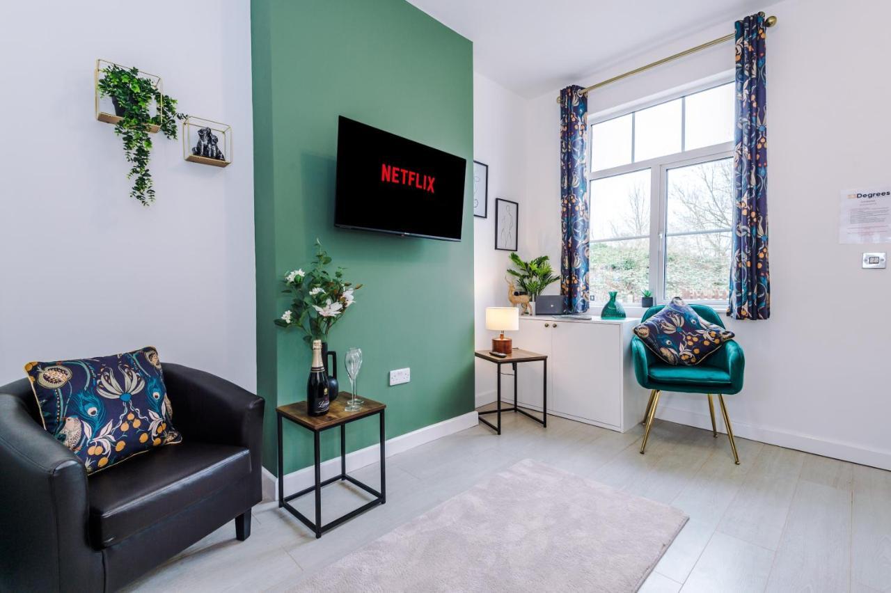 Stunning 3-Bed Home In Nantwich By 53 Degrees Property - Amazing Location, Ideal For Groups - Sleeps 6 Esterno foto
