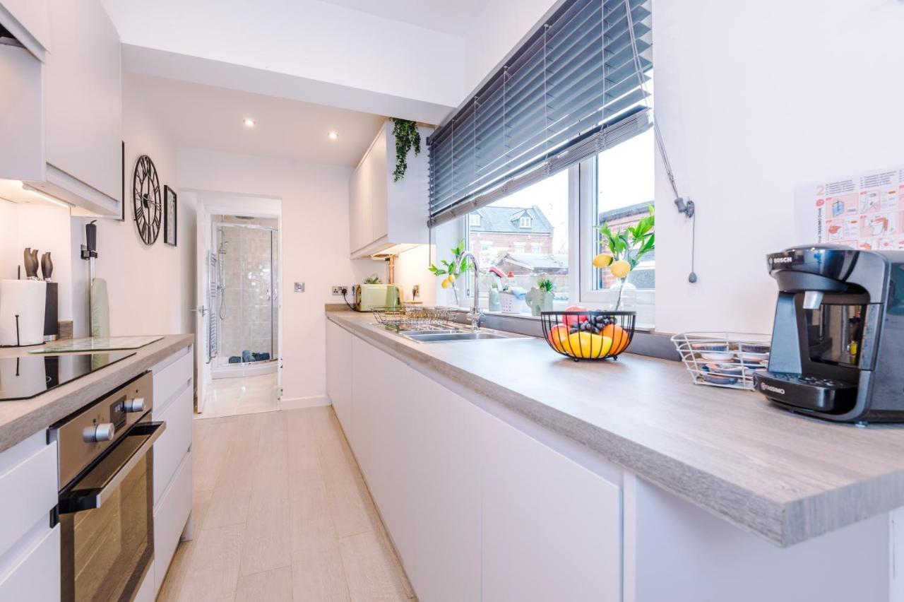 Stunning 3-Bed Home In Nantwich By 53 Degrees Property - Amazing Location, Ideal For Groups - Sleeps 6 Esterno foto